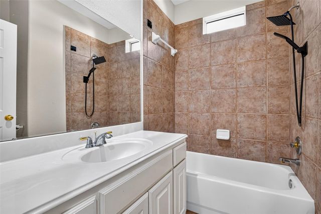 12003 Banks Run Drive, Pearland, TX 77584