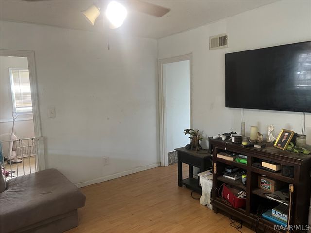 104 Lee Circle, Prattville, AL 36067