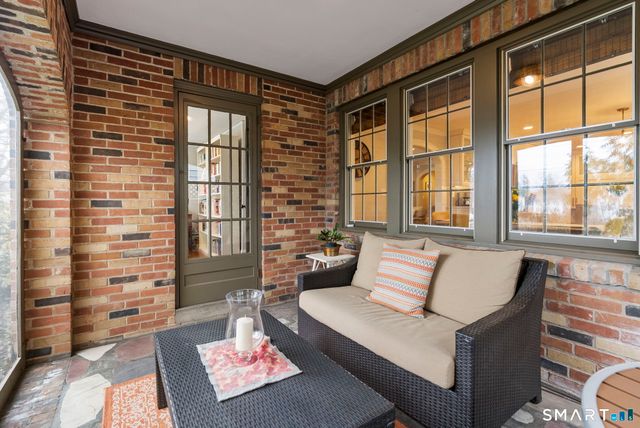 97 Middlebrook Road, West Hartford, CT 06119