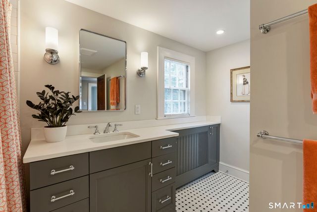 97 Middlebrook Road, West Hartford, CT 06119