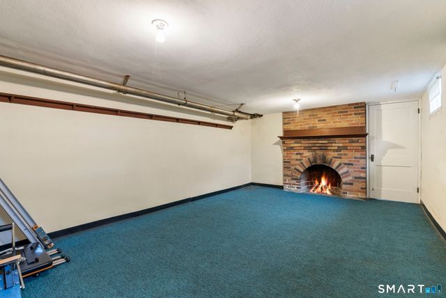 97 Middlebrook Road, West Hartford, CT 06119