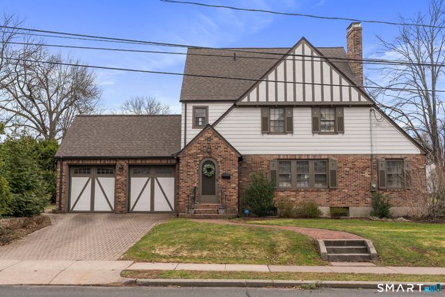 97 Middlebrook Road, West Hartford, CT 06119