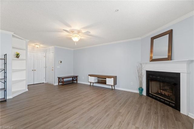 212 Mill Pond Drive, Winston-salem, NC 27106