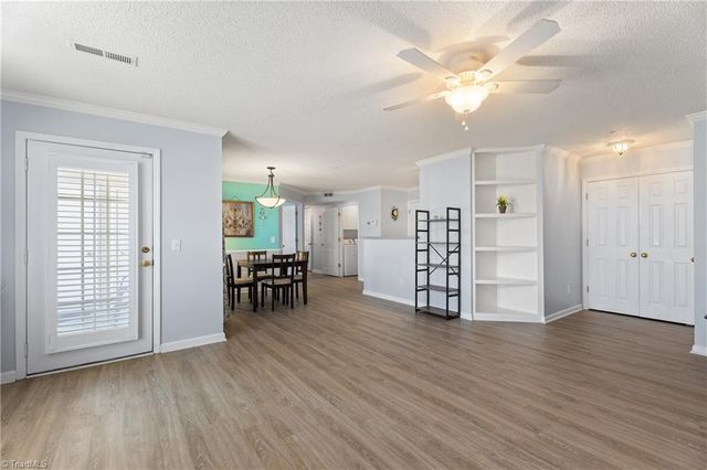 212 Mill Pond Drive, Winston-salem, NC 27106