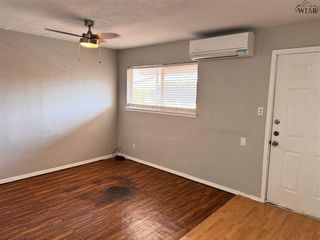 1710 10TH STREET, Wichita Falls, TX 76301