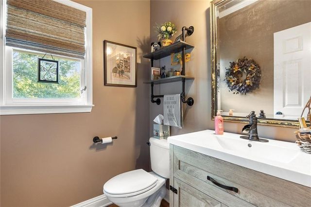 201 Glenrise Court, Woodstock, GA 30188