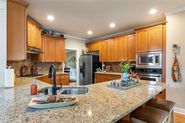 201 Glenrise Court, Woodstock, GA 30188