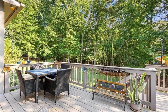 201 Glenrise Court, Woodstock, GA 30188