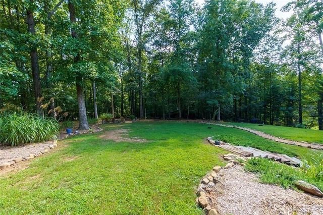 201 Glenrise Court, Woodstock, GA 30188