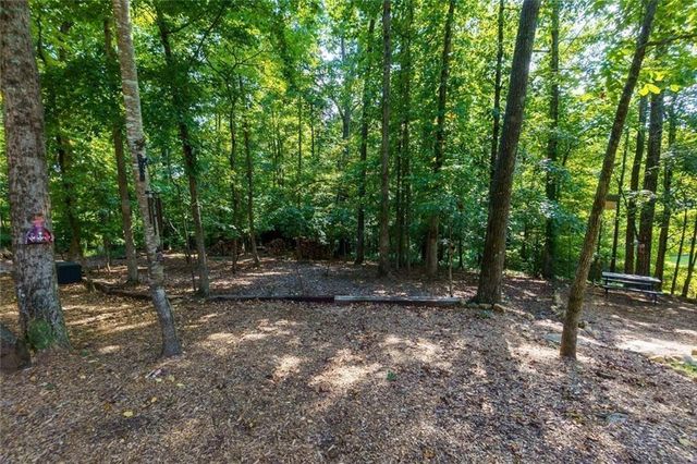 201 Glenrise Court, Woodstock, GA 30188