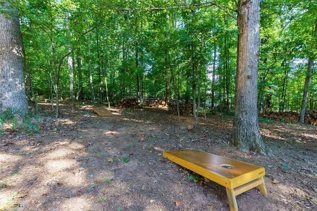 201 Glenrise Court, Woodstock, GA 30188