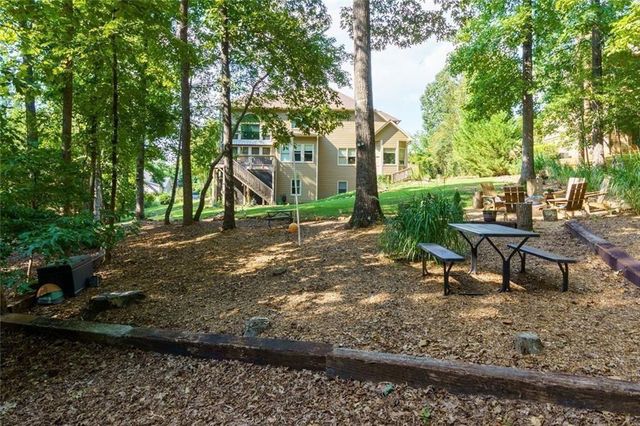 201 Glenrise Court, Woodstock, GA 30188