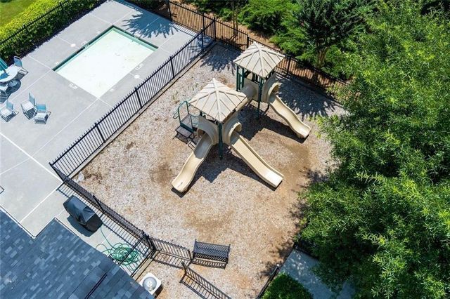 201 Glenrise Court, Woodstock, GA 30188