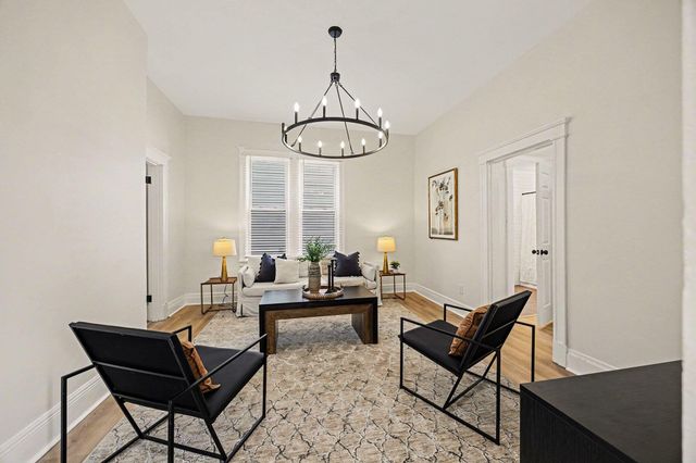 123 W 34th Street, Covington, KY 41015