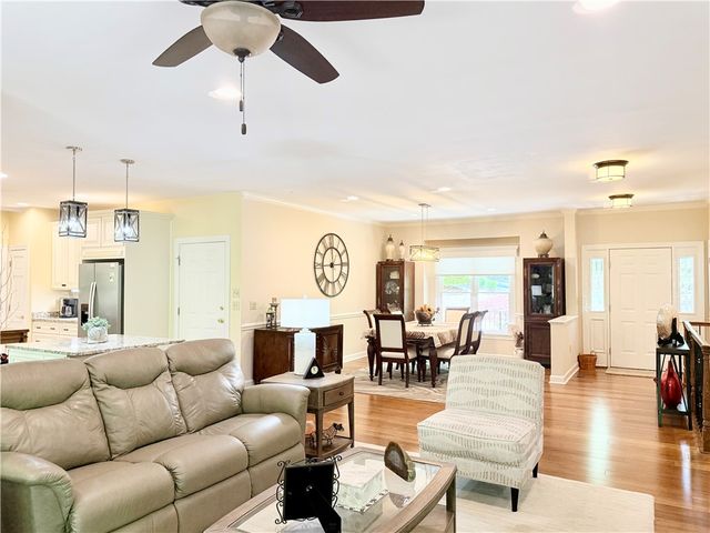 10 Captain Lane, Salem, SC 29676