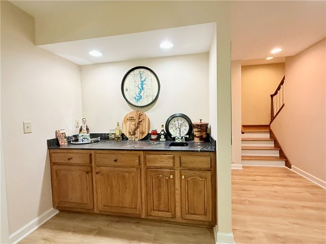 10 Captain Lane, Salem, SC 29676