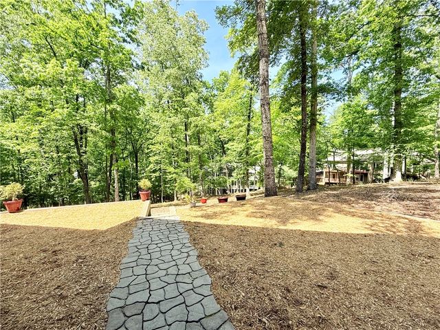 10 Captain Lane, Salem, SC 29676