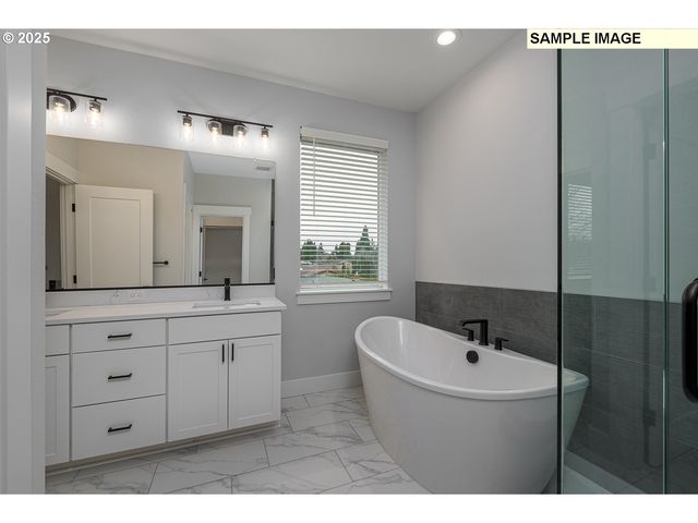 15225 Se TOWERS Ter, Milwaukie, OR 97267