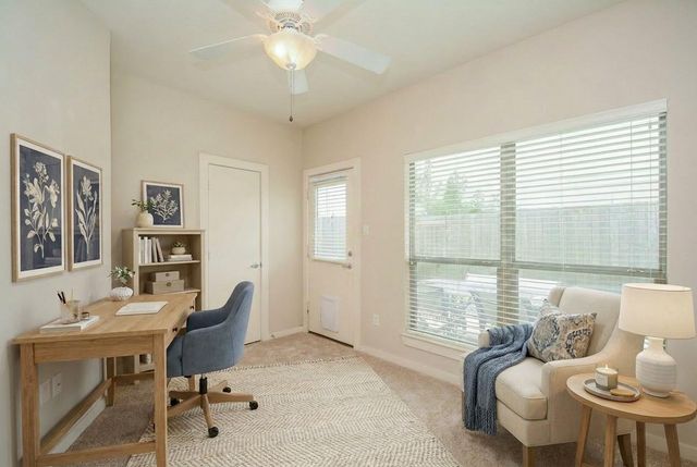 4020 Center Street, Houston, TX 77007