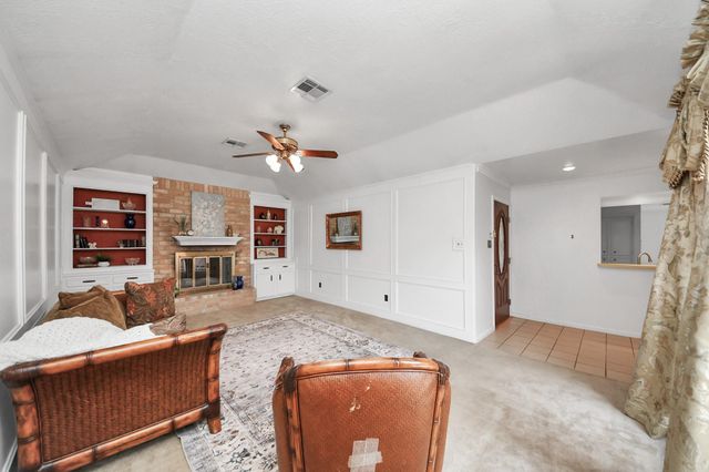 6523 Oakland Hills Drive, Houston, TX 77069