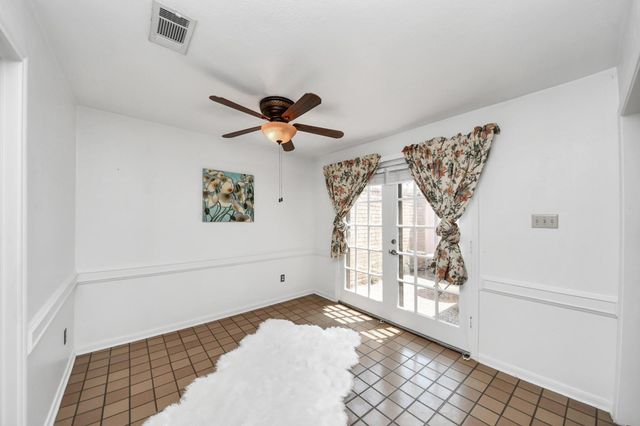 6523 Oakland Hills Drive, Houston, TX 77069