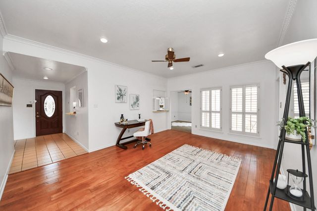 6523 Oakland Hills Drive, Houston, TX 77069