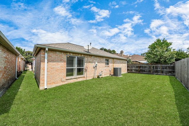 6523 Oakland Hills Drive, Houston, TX 77069