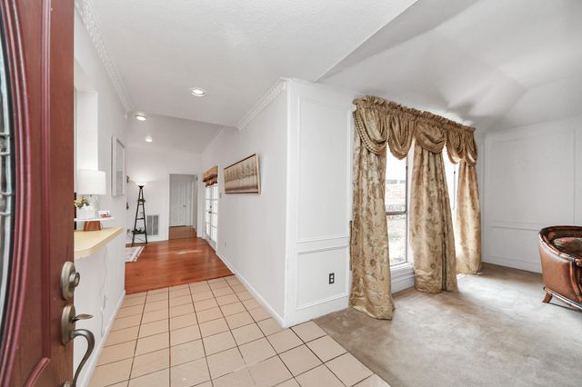 6523 Oakland Hills Drive, Houston, TX 77069