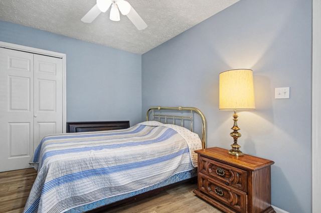 515 4th Ave. N, Surfside Beach, SC 29575