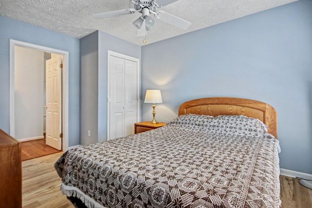 515 4th Ave. N, Surfside Beach, SC 29575