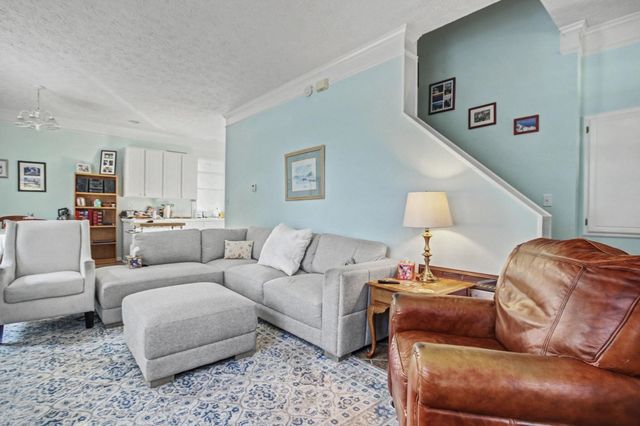515 4th Ave. N, Surfside Beach, SC 29575