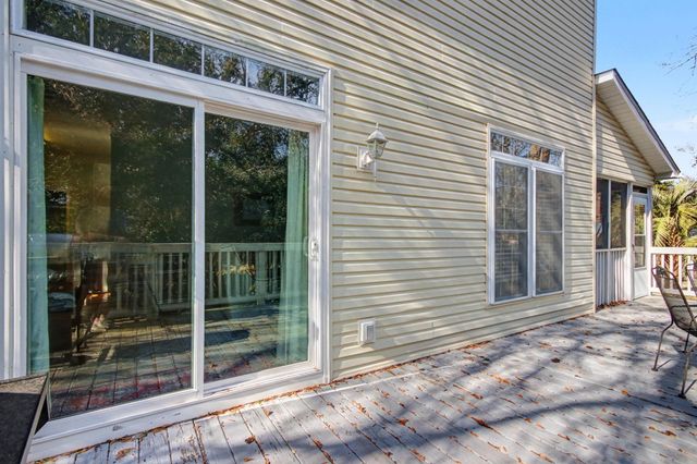 515 4th Ave. N, Surfside Beach, SC 29575