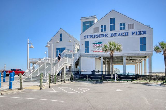 515 4th Ave. N, Surfside Beach, SC 29575