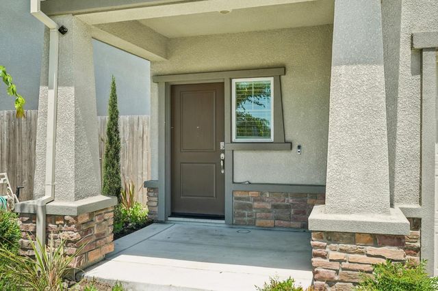 123 Traverso St, Manteca, CA 95336