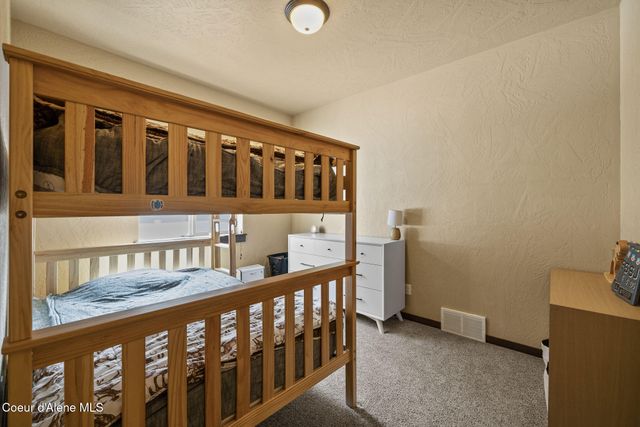 9311 N Justice WAY, Hayden, ID 83835