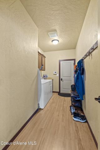 9311 N Justice WAY, Hayden, ID 83835