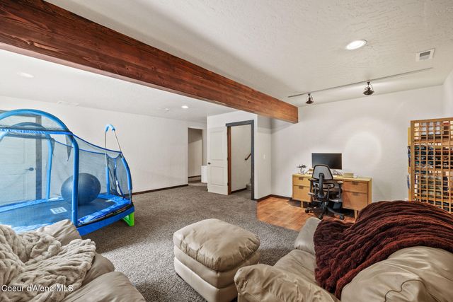 9311 N Justice WAY, Hayden, ID 83835
