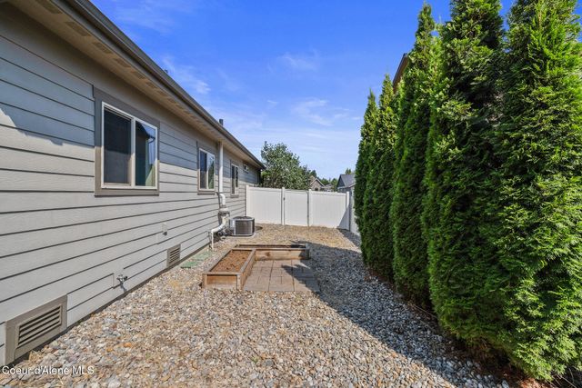 9311 N Justice WAY, Hayden, ID 83835