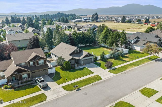 9311 N Justice WAY, Hayden, ID 83835