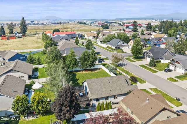 9311 N Justice WAY, Hayden, ID 83835