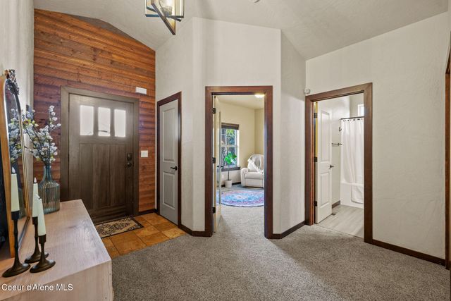 9311 N Justice WAY, Hayden, ID 83835