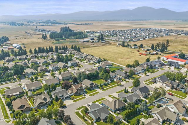 9311 N Justice WAY, Hayden, ID 83835
