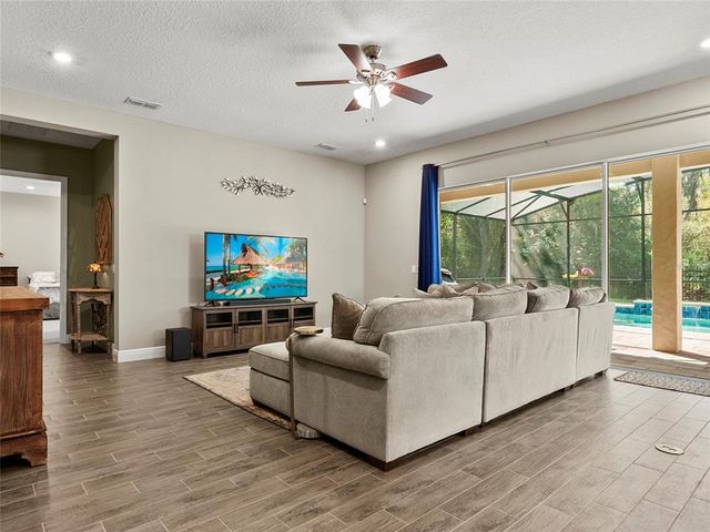 645 AMERICAN HOLLY PLACE, Oviedo, FL 32765