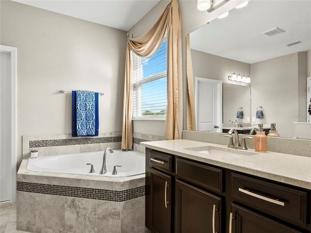 645 AMERICAN HOLLY PLACE, Oviedo, FL 32765