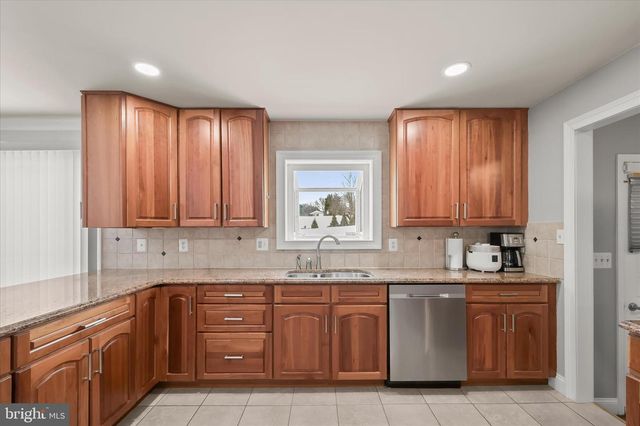 2591 LOUANNE CT, West Friendship, MD 21794