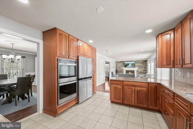 2591 LOUANNE CT, West Friendship, MD 21794