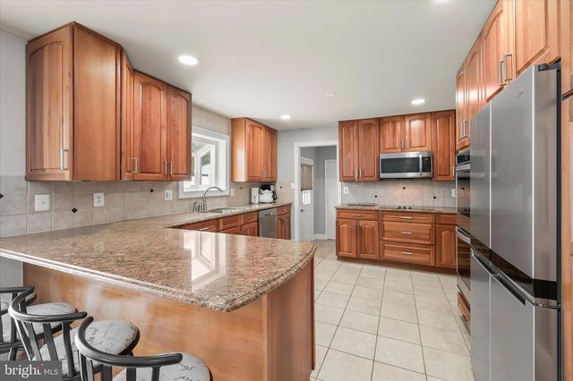 2591 LOUANNE CT, West Friendship, MD 21794