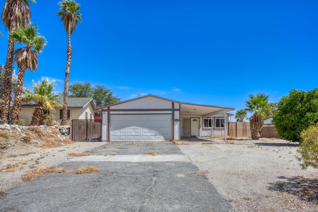 10796 Santa Cruz Road, Desert Hot Springs, CA 92240
