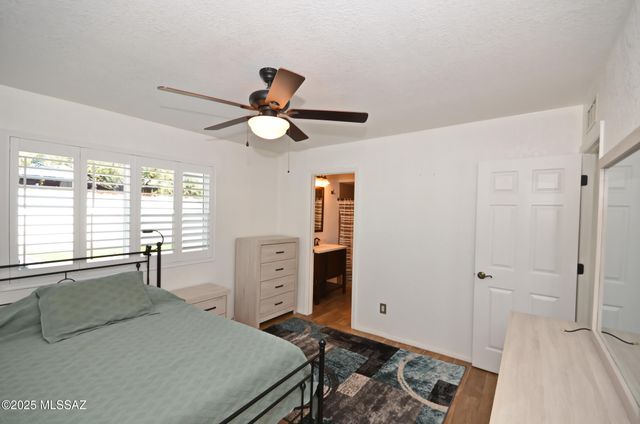 4080 W Magee Road, Tucson, AZ 85741