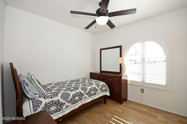 4080 W Magee Road, Tucson, AZ 85741